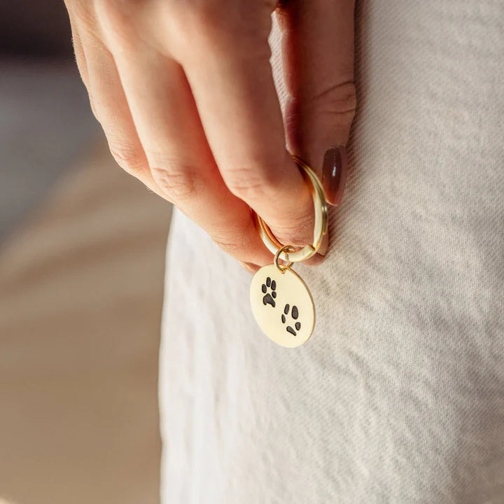 Customized pet paw keychain