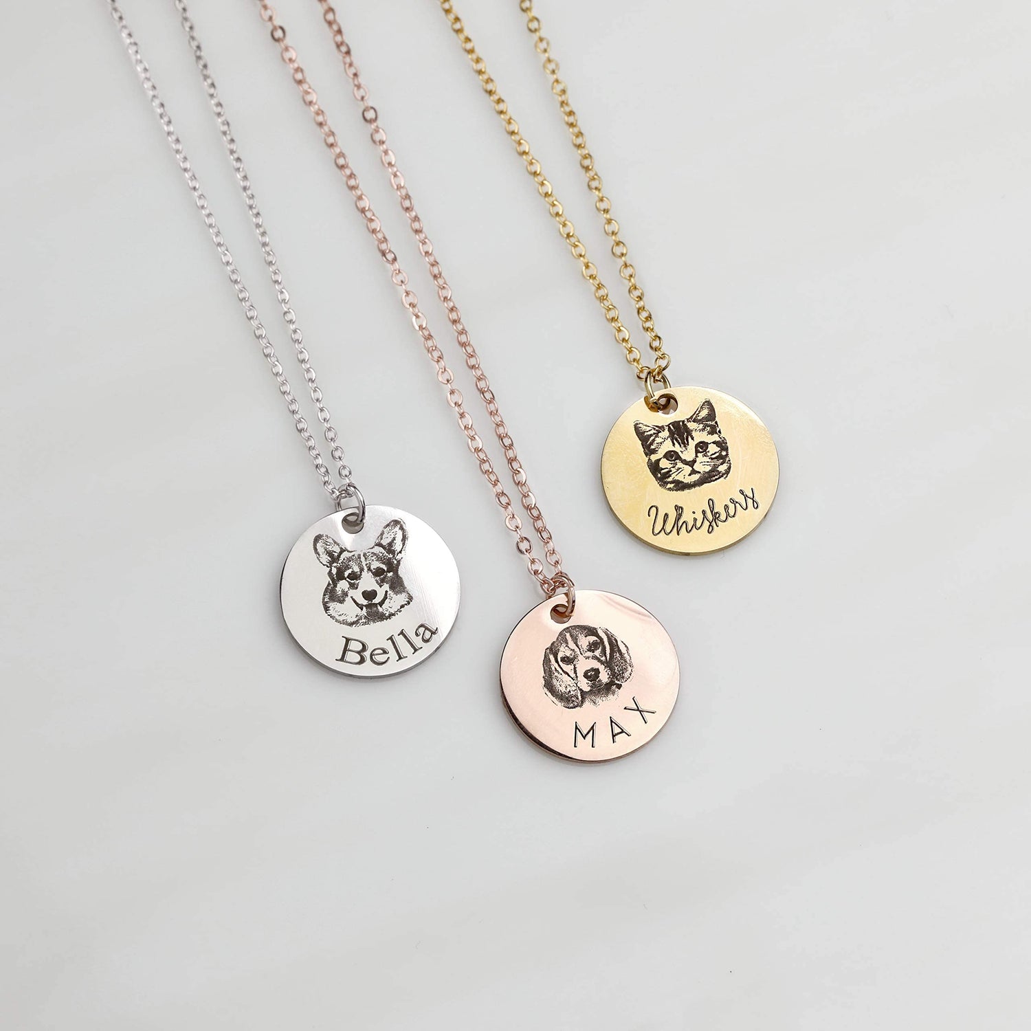 Personalized Pet Necklace: A Unique Way to Honor Your Furry Friend