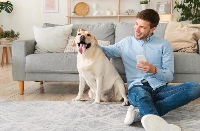 The 5 Kinds of People Dogs Love More Than Anyone Else