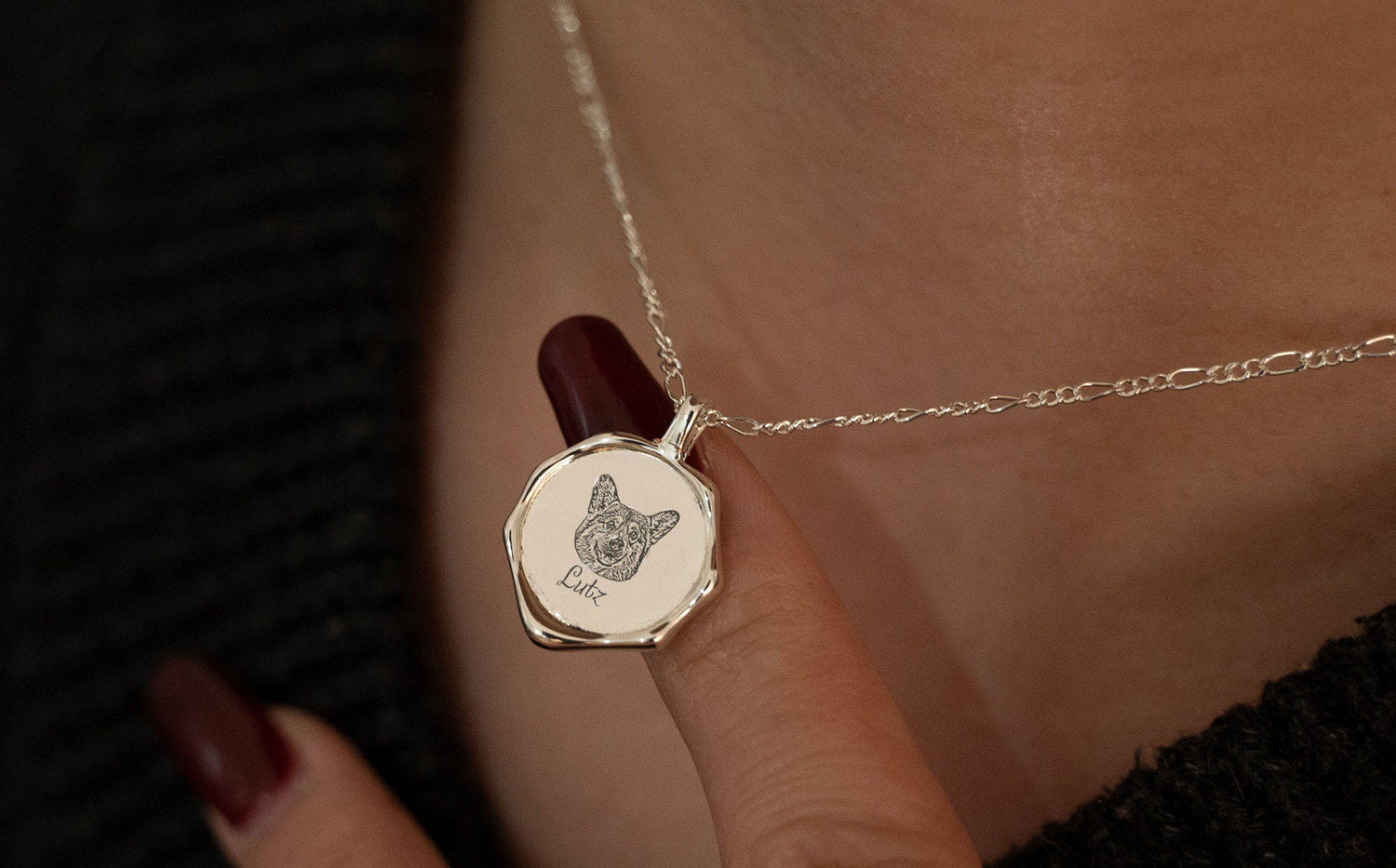 Looking for Custom Dog Necklaces with Names and Photos?