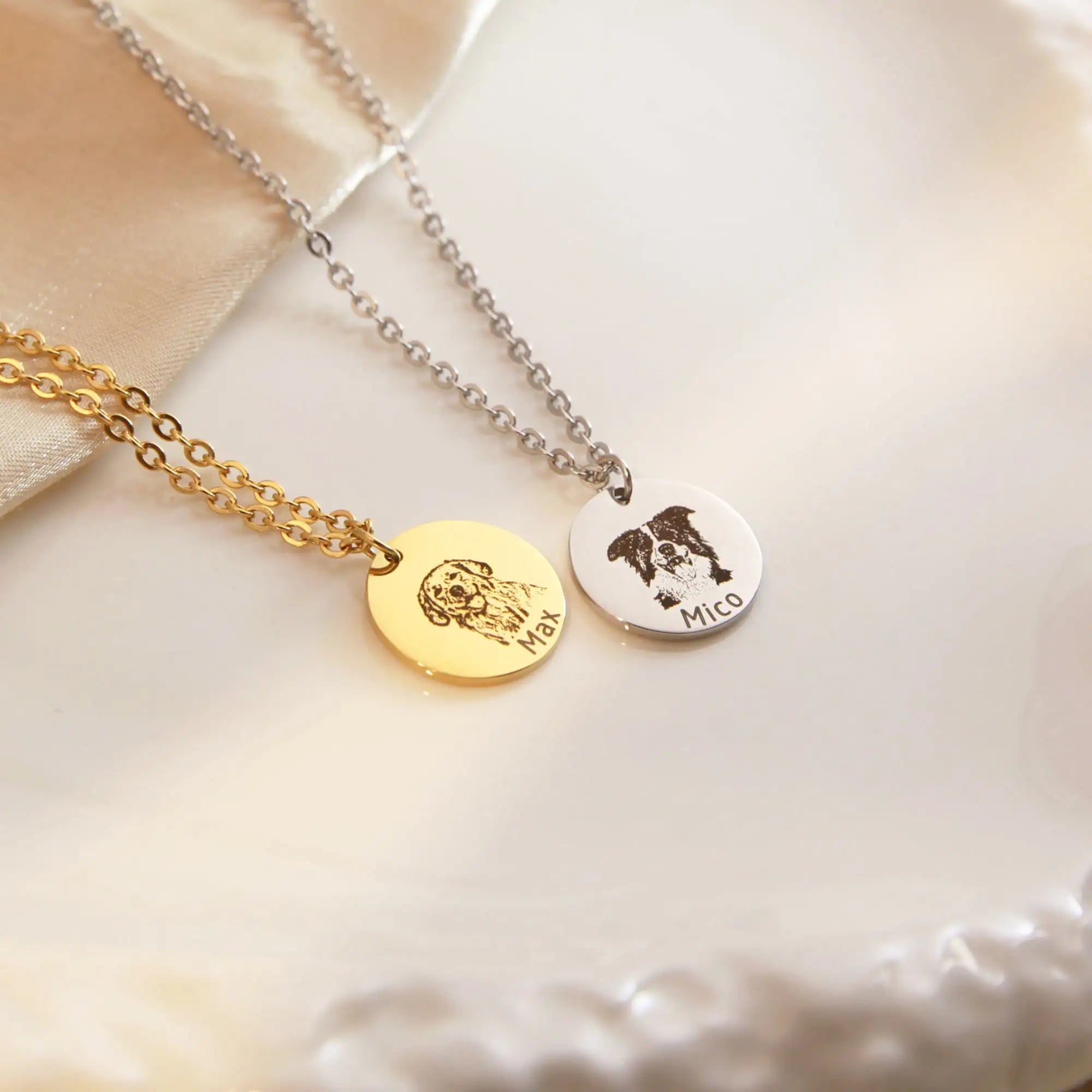 iPetprints Custom Pet Portrait Necklace